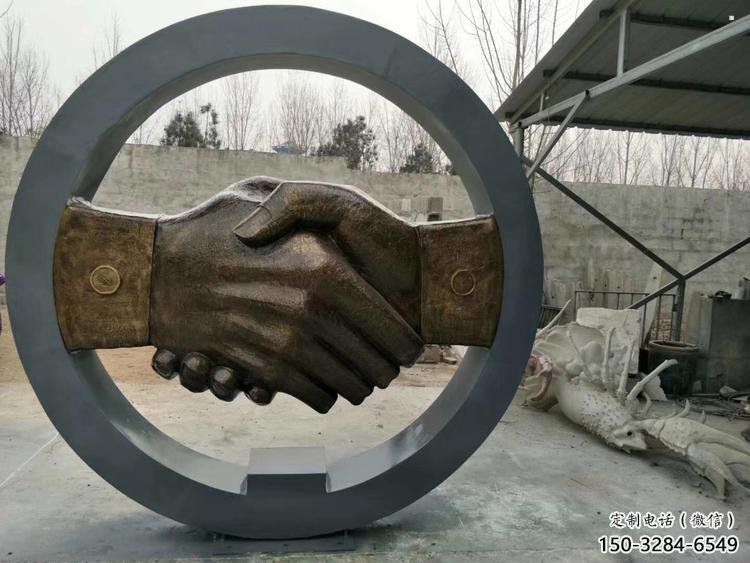 握手雕塑觀賞型，戶外擺放，不銹鋼握手雕塑廠家