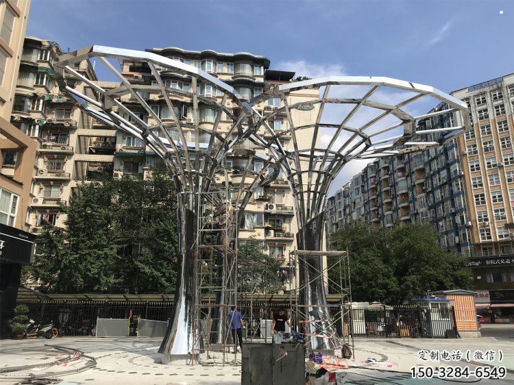 遮陽(yáng)樹(shù)雕塑通用，陸地?cái)[件，各類(lèi)鏤空遮陽(yáng)樹(shù)雕塑點(diǎn)擊