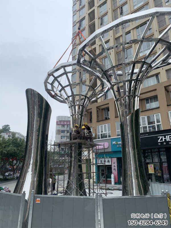 遮陽樹雕塑優(yōu)選，室外雕塑，彩繪鏤空遮陽樹雕塑優(yōu)選