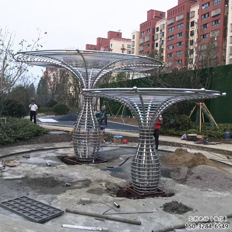 制造遮陽(yáng)樹雕塑廠家，地標(biāo)擺件，鏤空遮陽(yáng)樹雕塑訂做