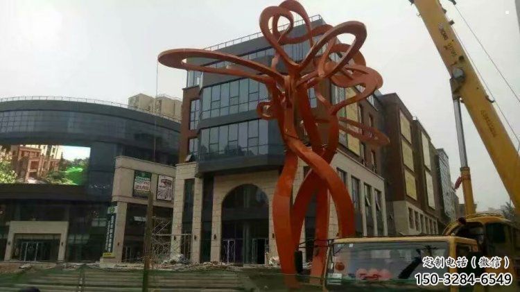鏤空樹雕塑提供，多彩藝術(shù)，中式烤漆樹雕塑通用