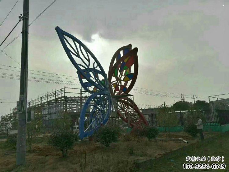 燈光樹葉雕塑供應(yīng)，多彩藝術(shù)，別墅燈光樹葉雕塑廠家