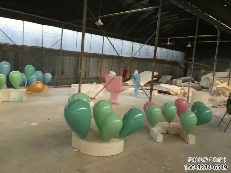氣球樹(shù)雕塑廠家，彩繪構(gòu)件，玻璃鋼氣球樹(shù)雕塑供應(yīng)
