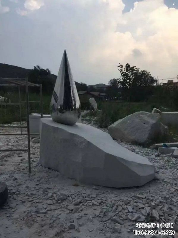 街道水珠雕塑