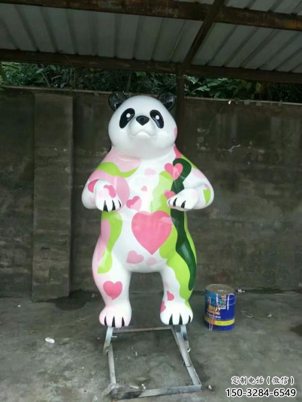熊貓雕塑常用，景觀概念，彩繪熊貓雕塑廠家展品
