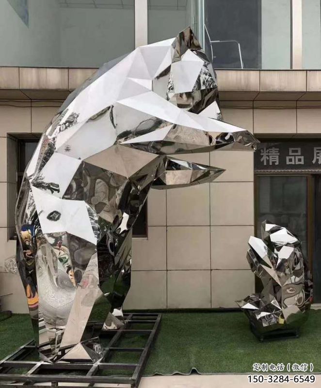 熊貓雕塑工程供應(yīng)，景觀雕塑，幾何不銹鋼熊貓雕塑供求