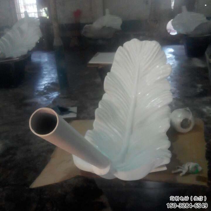 羽毛雕塑服務(wù)商，噴泉雕塑，玻璃鋼羽毛雕塑訂做