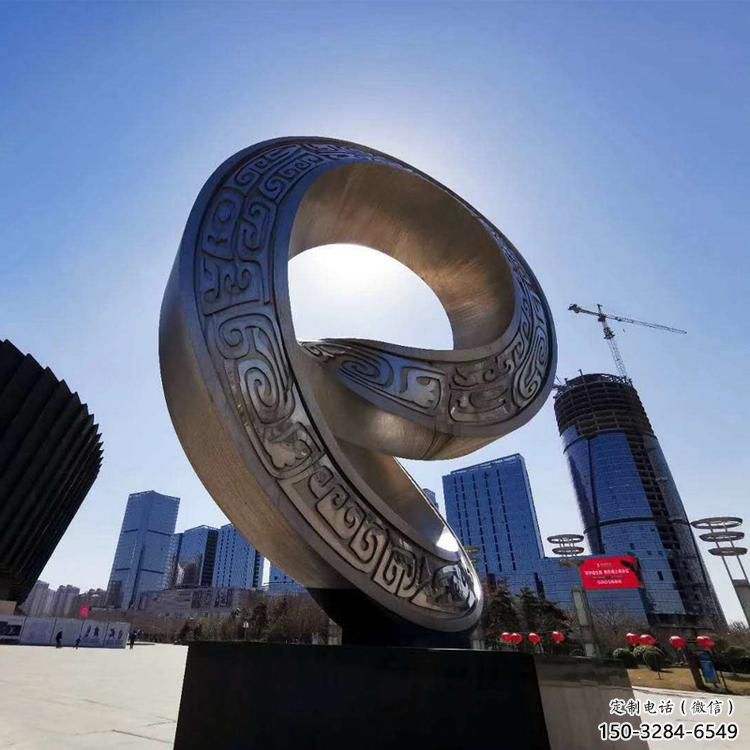 金屬雙環(huán)雕塑承接，陸地?cái)[件，不銹鋼雙環(huán)雕塑制造商