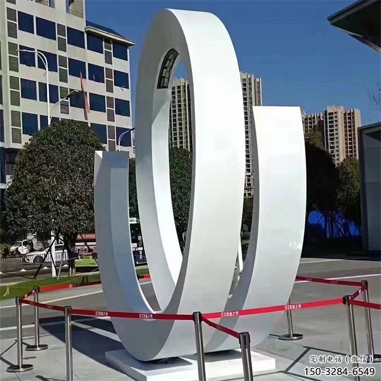 售樓部圓環(huán)雕塑，噴砂發(fā)光雕塑，烤漆題材