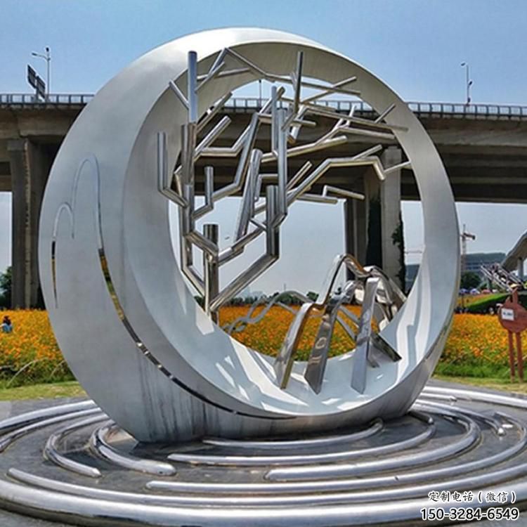 大型圓環(huán)雕塑公司，花園小品，不銹鋼圓環(huán)雕塑提供