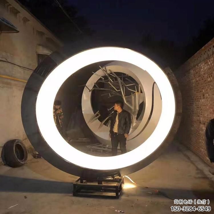 圓環(huán)雕塑制造商，城區(qū)小品，不銹鋼圓環(huán)雕塑制作定制