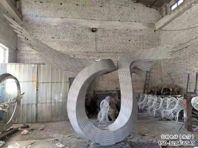 鳥翅雕塑承接，鍛造工藝，不銹鋼鳥翅雕塑訂做