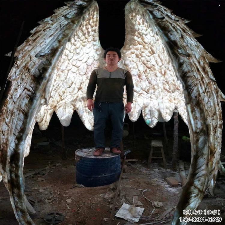 鳥翅雕塑優(yōu)選，多彩藝術(shù)，不銹鋼鳥翅雕塑選用