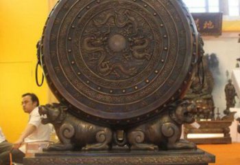中式銅鼓雕塑定價(jià)，街頭雕塑，銅鼓雕塑工程制作精選