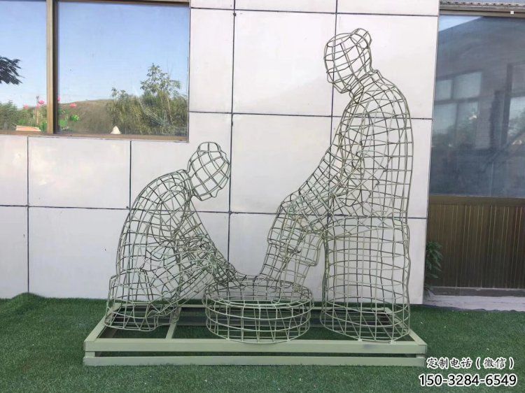 潮州鏤空洗腳雕塑制作，園林裝飾，鐵藝孝道人物雕塑