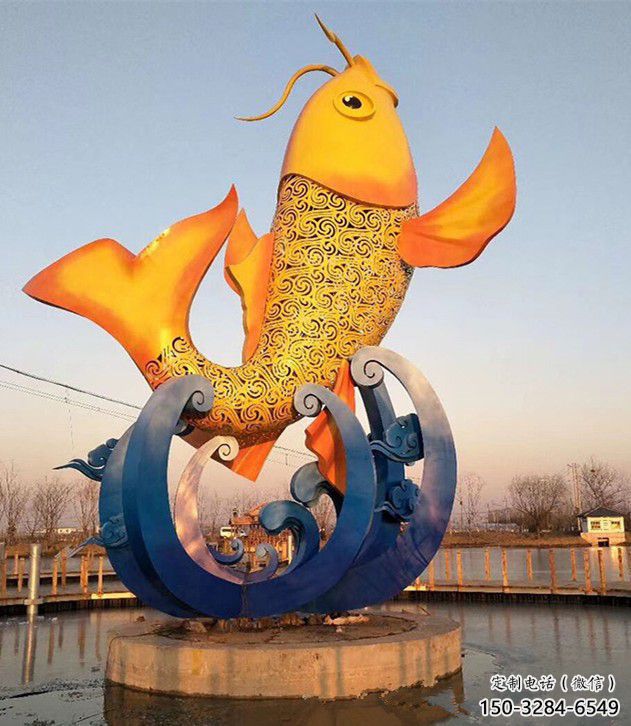 道外園林鯉魚(yú)雕塑