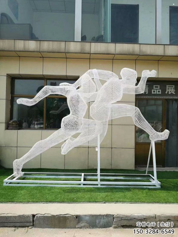 鄂州鏤空跨欄雕塑制造商，透雕雕塑，鐵藝體育人物雕塑供給