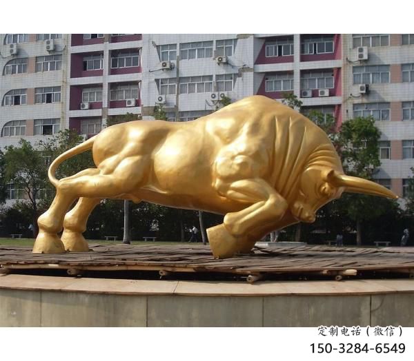 安康風景區(qū)開荒牛雕塑