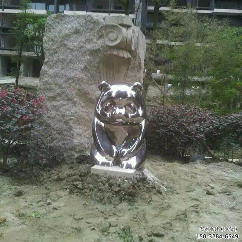 德宏熊貓雕塑服務(wù)商，動(dòng)物美陳雕塑，不銹鋼熊貓雕塑廠家
